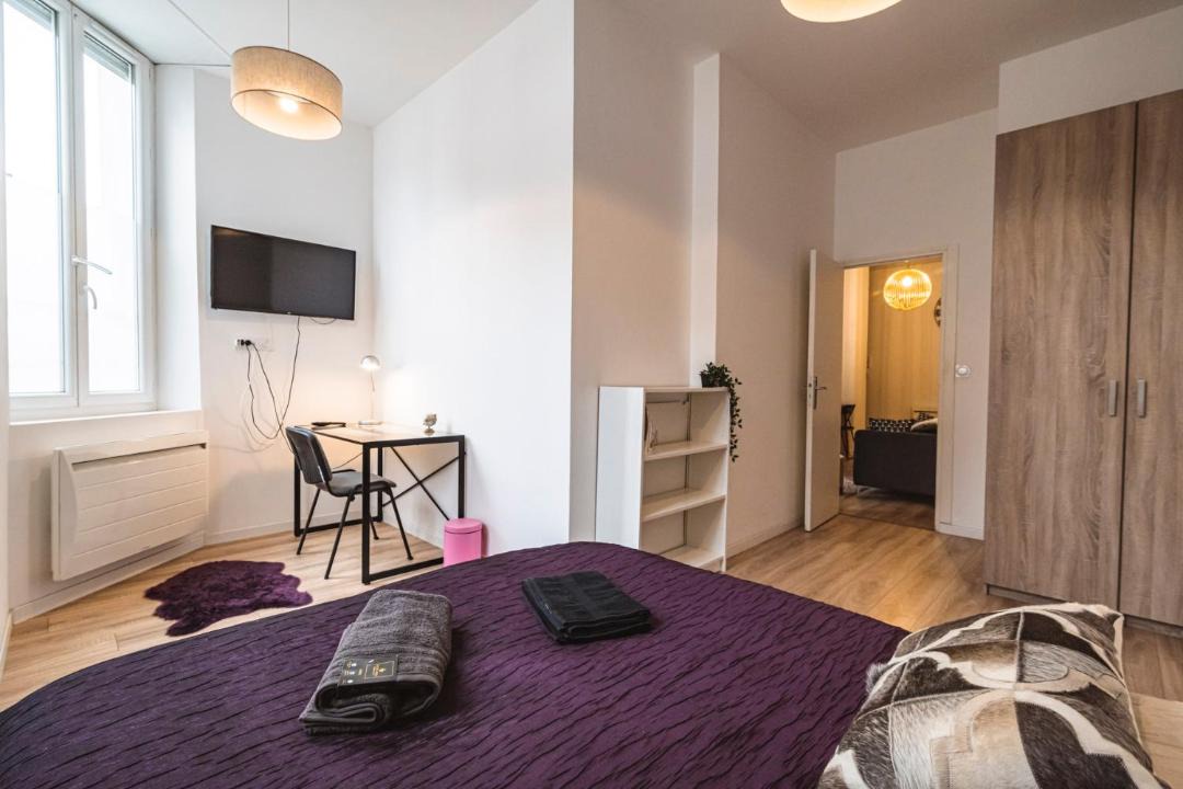 Photo of Bedroom in Courlancy