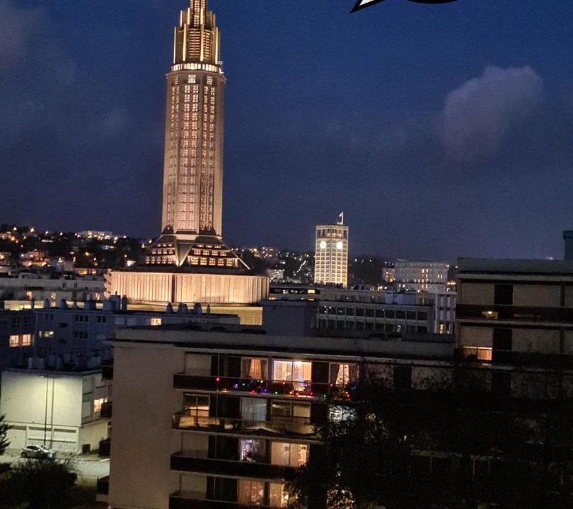 Photo of Buildings in Downtown Le Havre