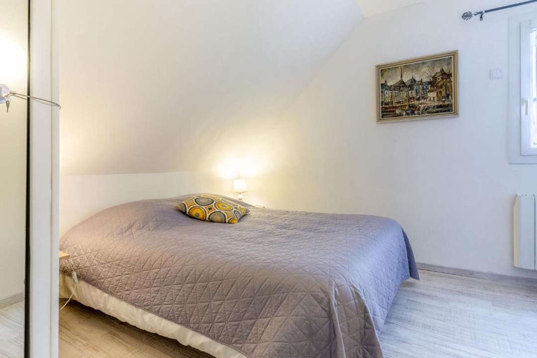 Photo of Bedroom in Touques