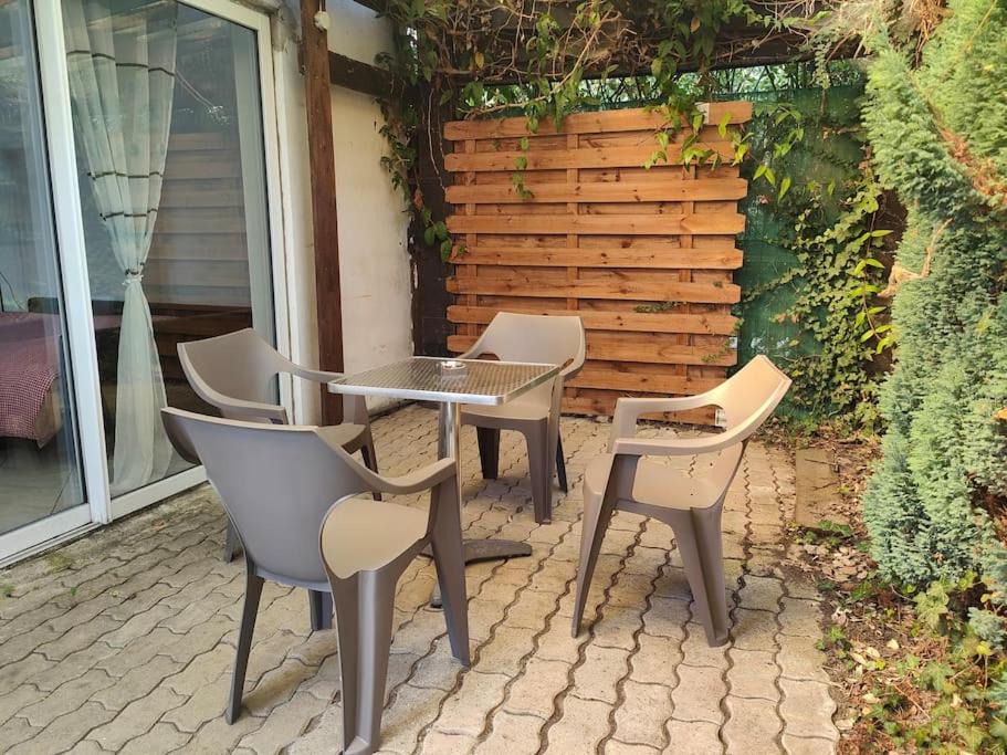 Photo of Patio Balcony in Annappes