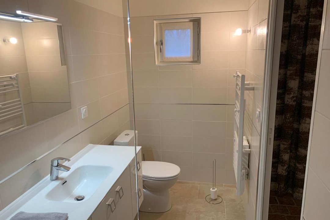 Photo of Bathroom in Fort-Moville