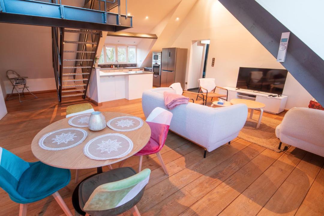Photo of Livingroom in Charleville-Mezieres