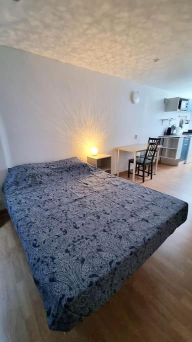 Photo of Bedroom in Avesnes-sur-Helpe