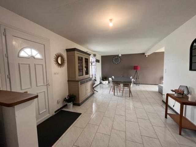 Photo of Livingroom in Omecourt