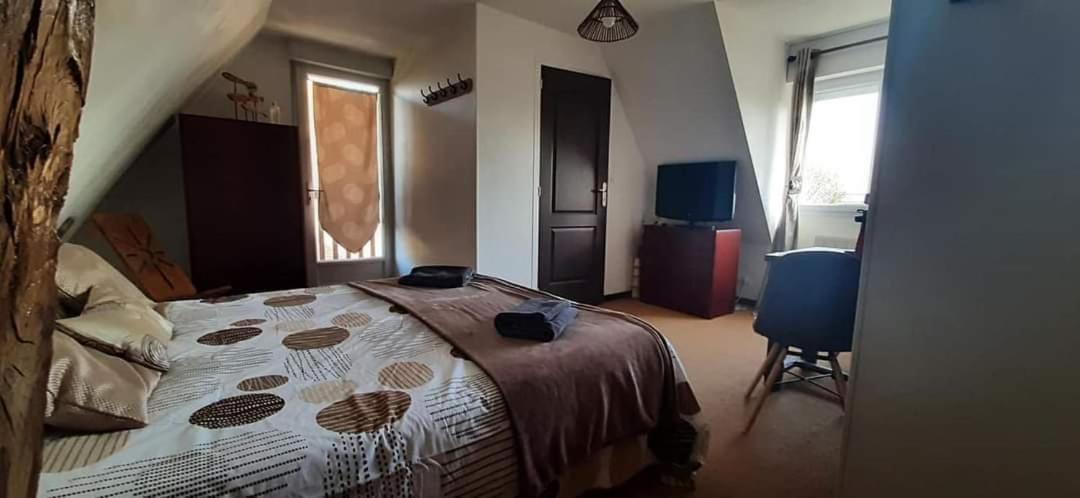 Photo of Bedroom in Saint-Mards-de-Blacarville
