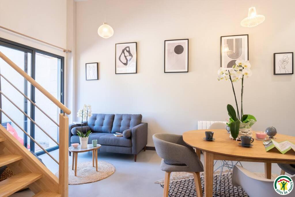 Photo of Livingroom in Jonquieres