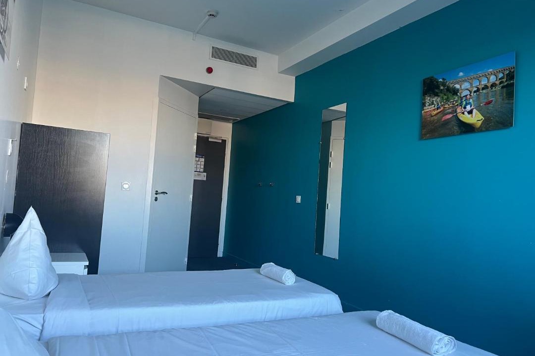 Photo of Bedroom in Python Duvernois