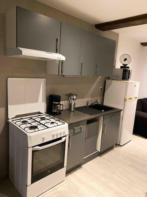 Photo of Kitchen in Givet