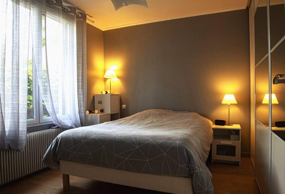 Photo of Bedroom in Longjumeau