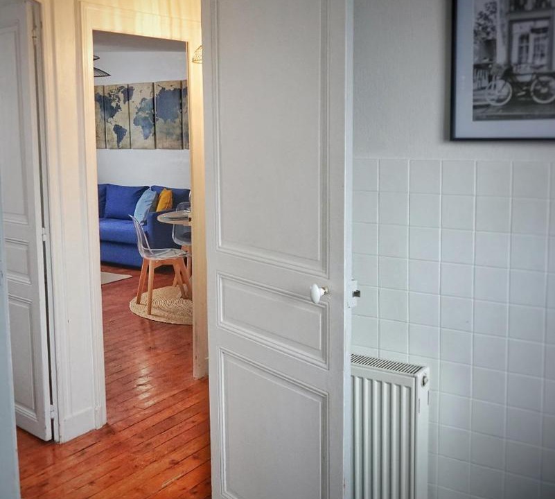 Photo of Others in Miroir - Batignolles