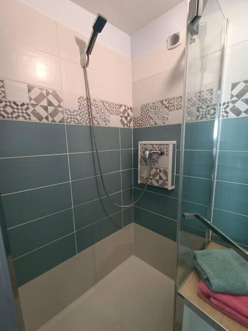 Photo of Bathroom in Moyenneville
