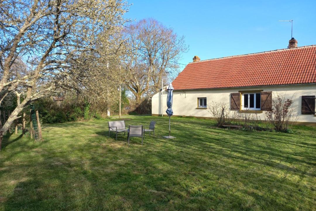 Photo of Buildings in La Chatre-Langlin
