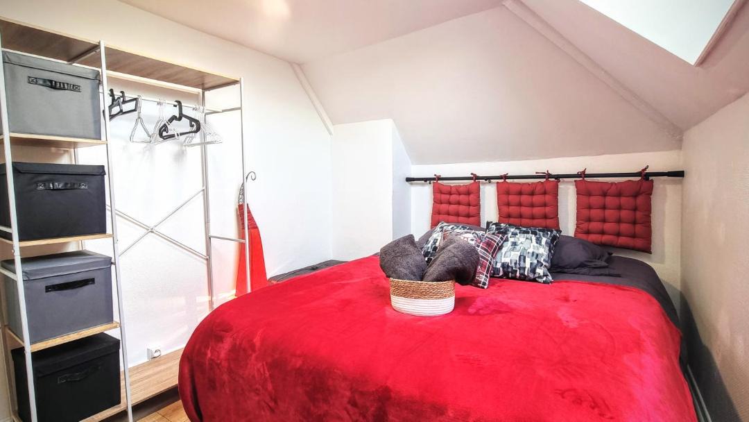 Photo of Bedroom in Courlancy