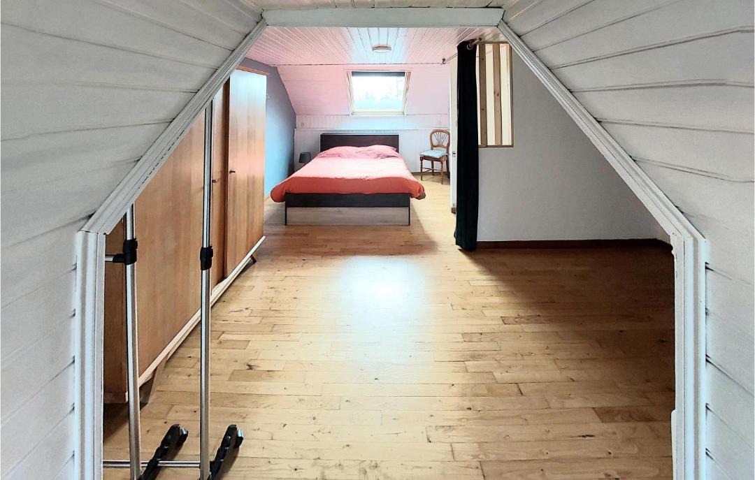 Photo of Bedroom in Merville
