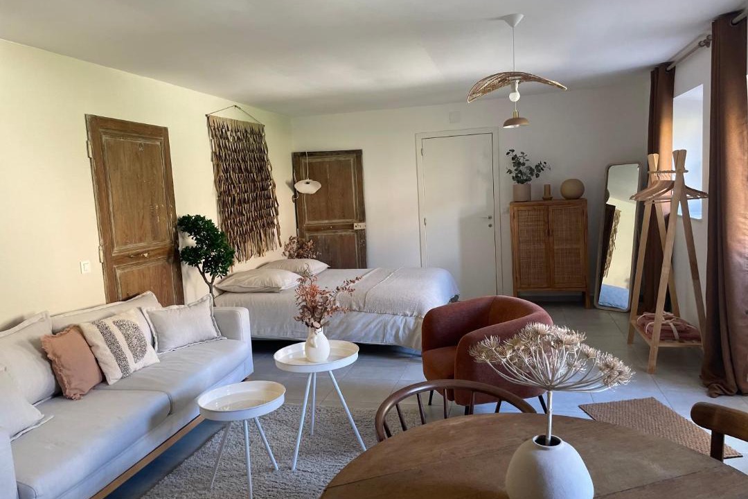 Photo of Livingroom in Tournes