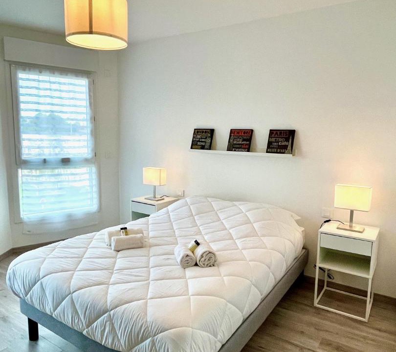 Photo of Bedroom in Port of Caen