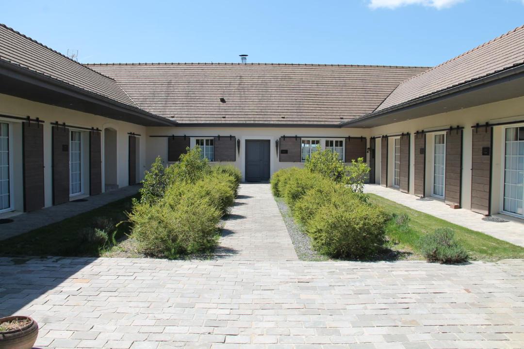 Photo of Buildings in Saint-Martin-en-Biere