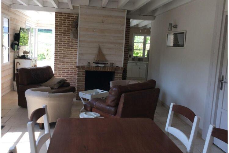 Photo of Livingroom in Saint-Martin-aux-Buneaux