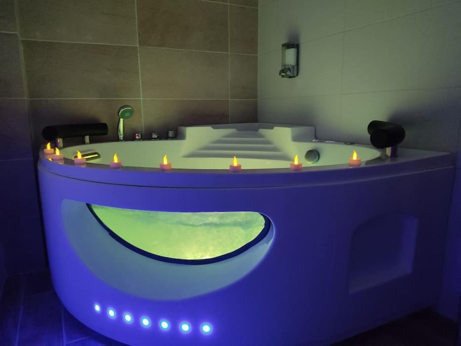 Photo of Bathroom in Venette