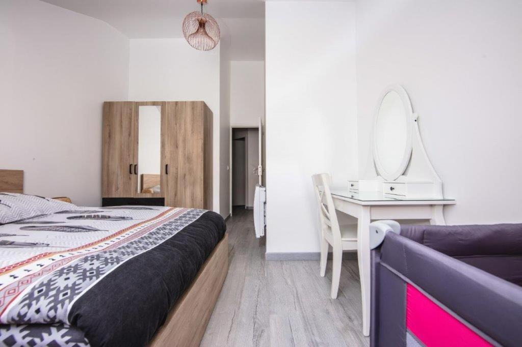 Photo of Bedroom in Alfortville