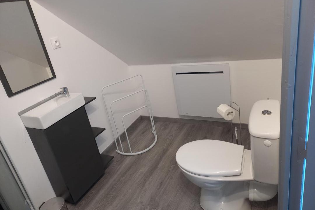 Photo of Bathroom in Arrest