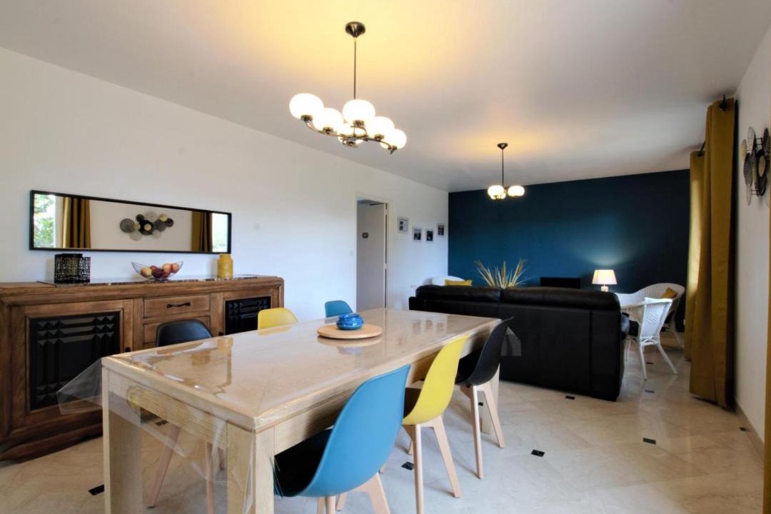 Photo of Livingroom in Piney