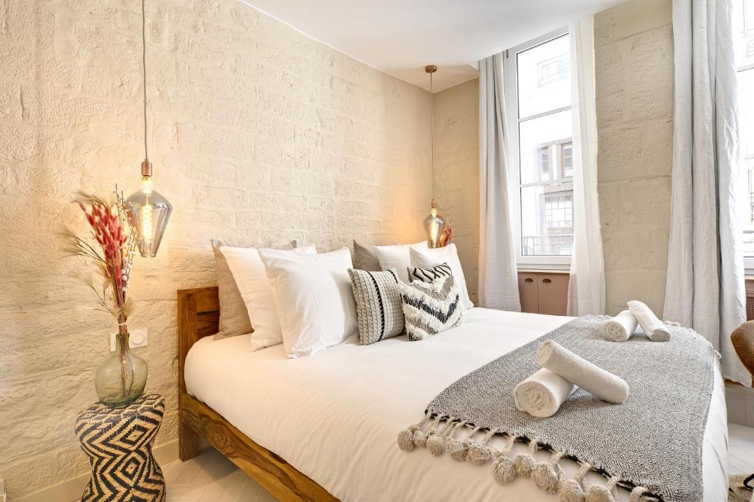 Photo of Bedroom in Latin