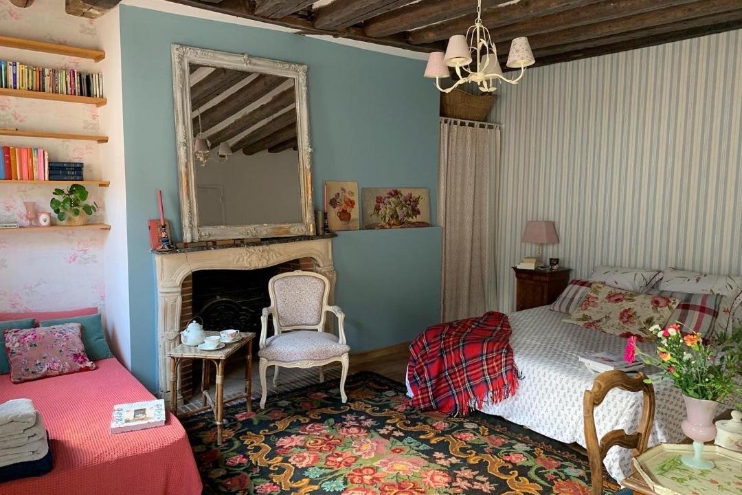 Photo of Others in Bernay