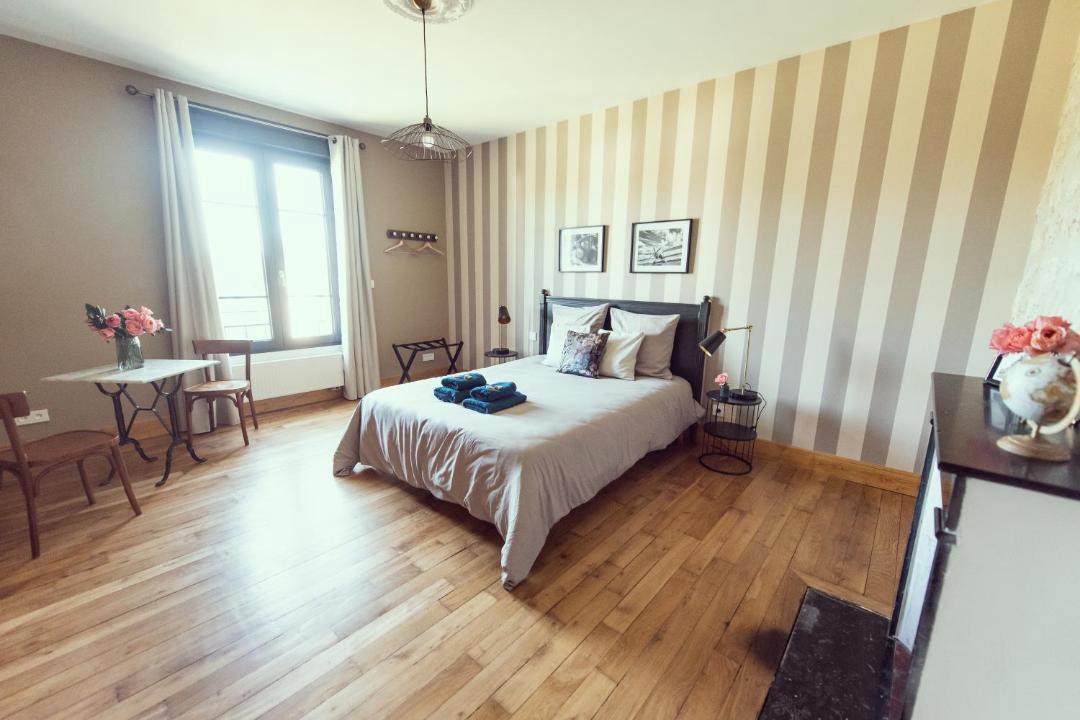 Photo of Bedroom in Coucy-le-Chateau-Auffrique