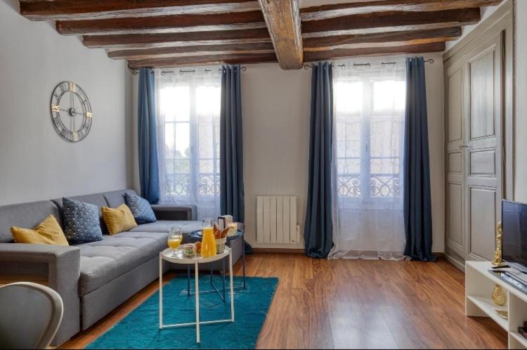 Photo of Livingroom in Dreux
