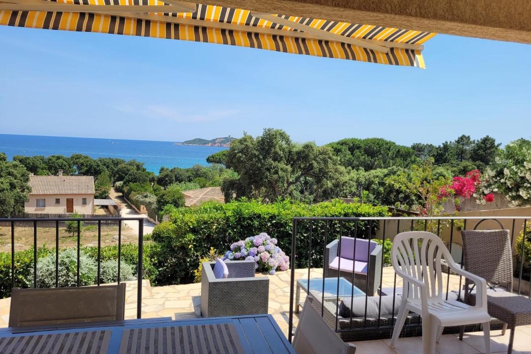 Photo of Patio Balcony in Pinarellu