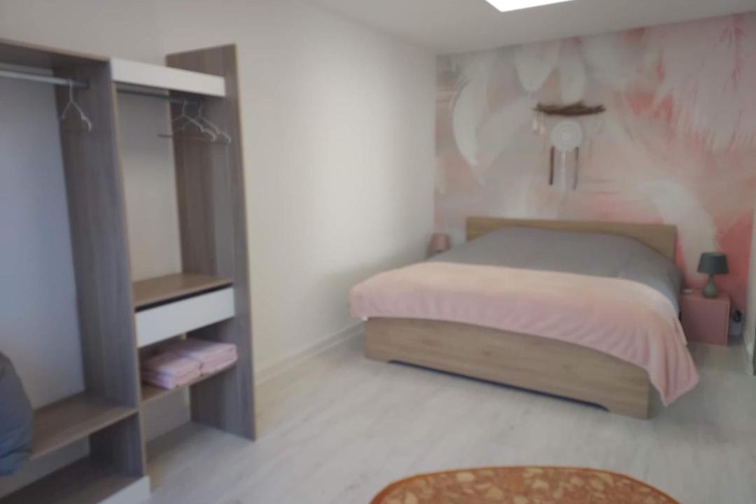 Photo of Bedroom in Maubeuge