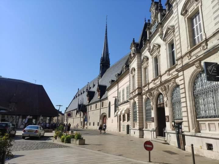 Photo of Buildings in Fussey