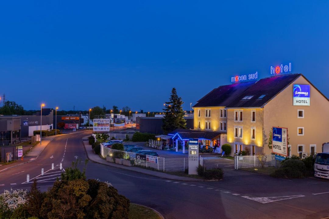 Photo of Buildings in Chaintre