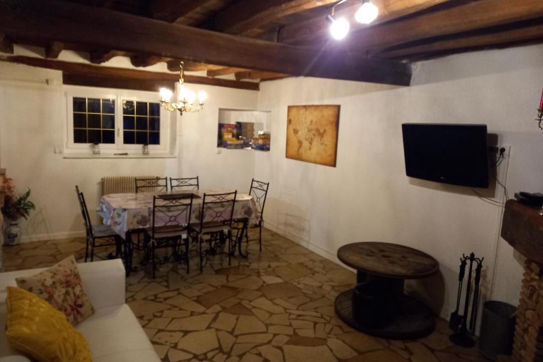 Photo of Livingroom in Thury