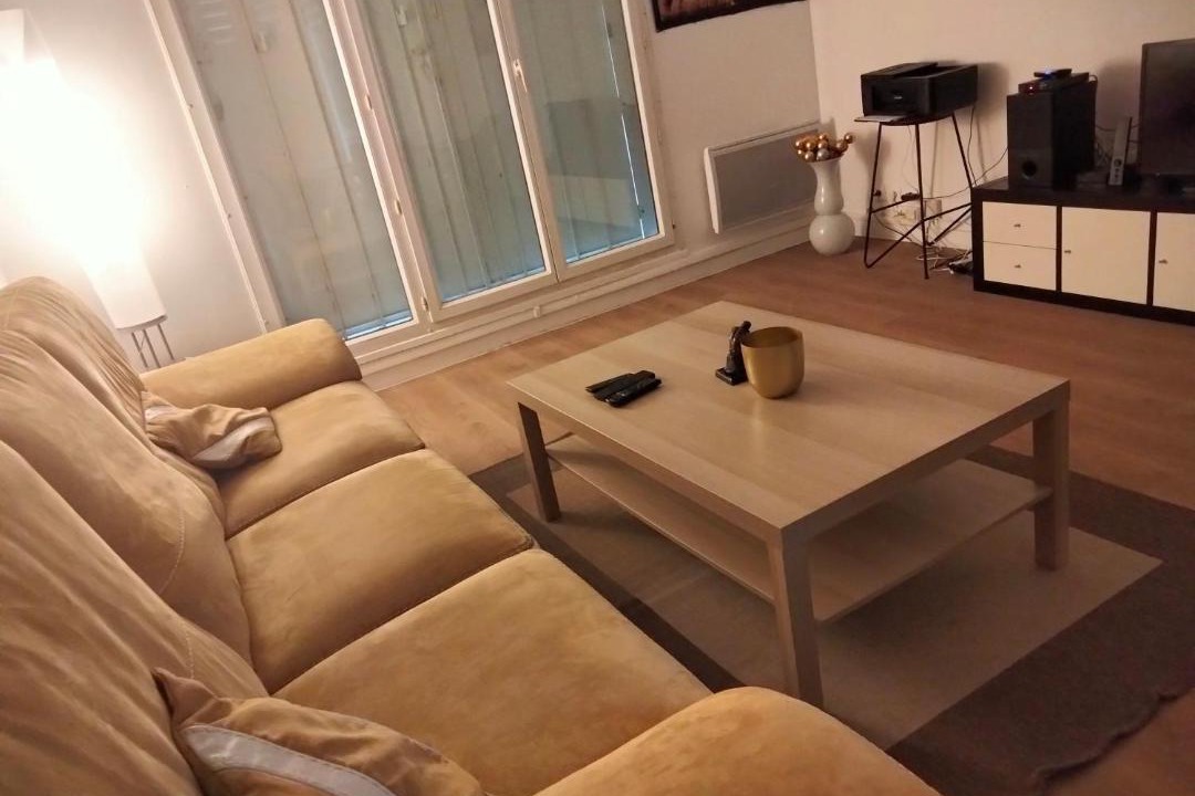 Photo of Livingroom in Les Mureaux