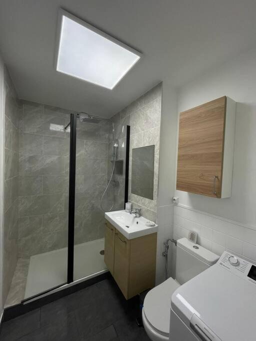 Photo of Bathroom in Le Chesnay
