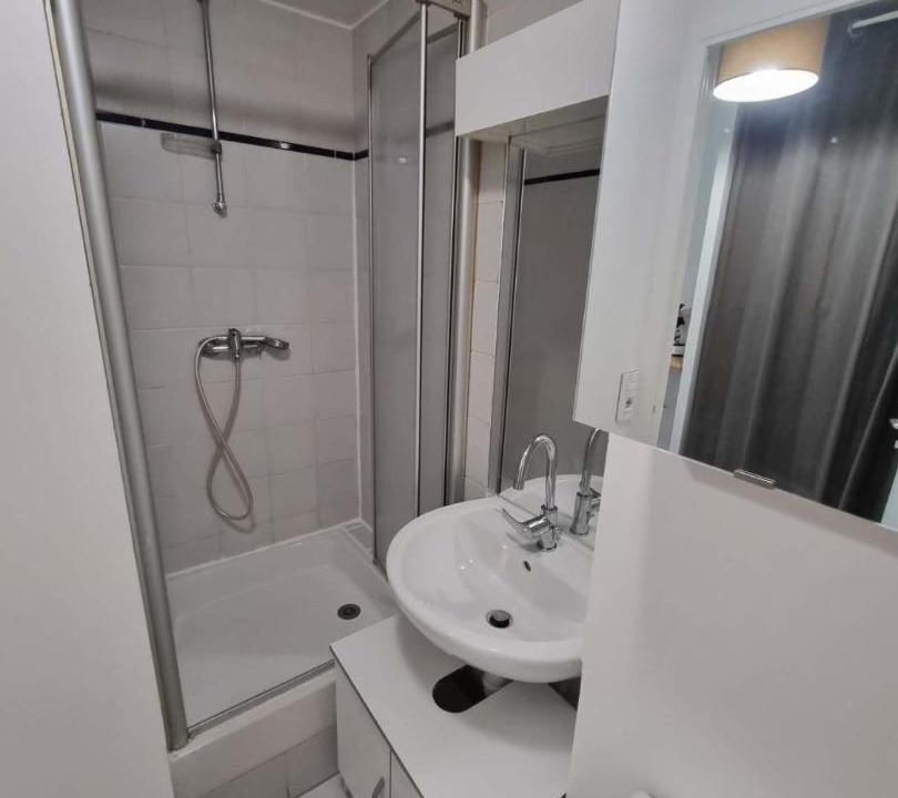 Photo of Bathroom in Chaville
