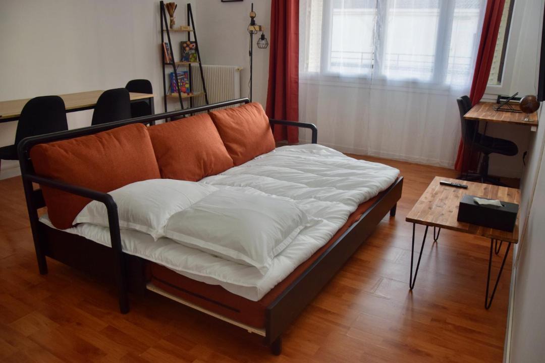 Photo of Bedroom in Choisy-le-Roi