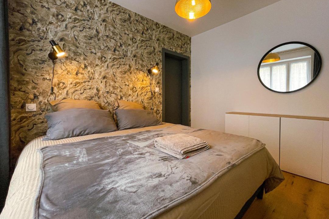 Photo of Bedroom in Ville Haute