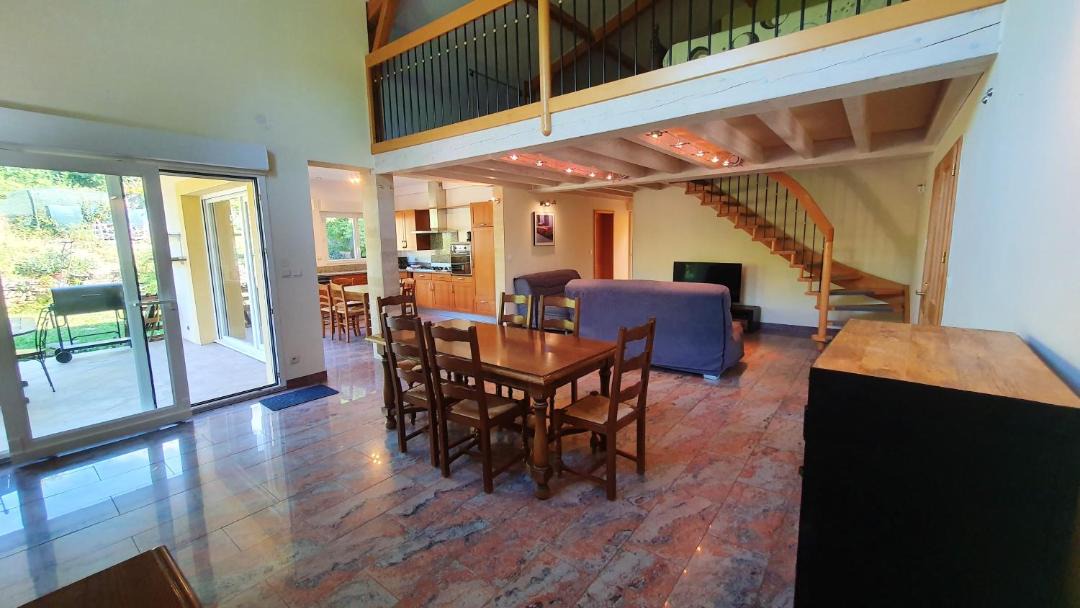 Photo of Livingroom in Devant-les-Ponts