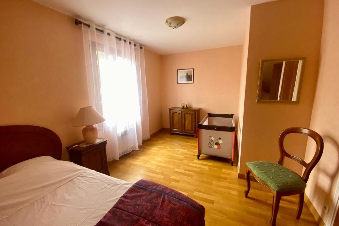 Photo of Bedroom in Ladoix-Serrigny