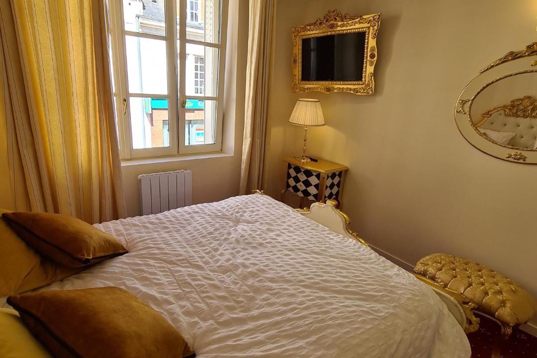 Photo of Bedroom in Sully-sur-Loire