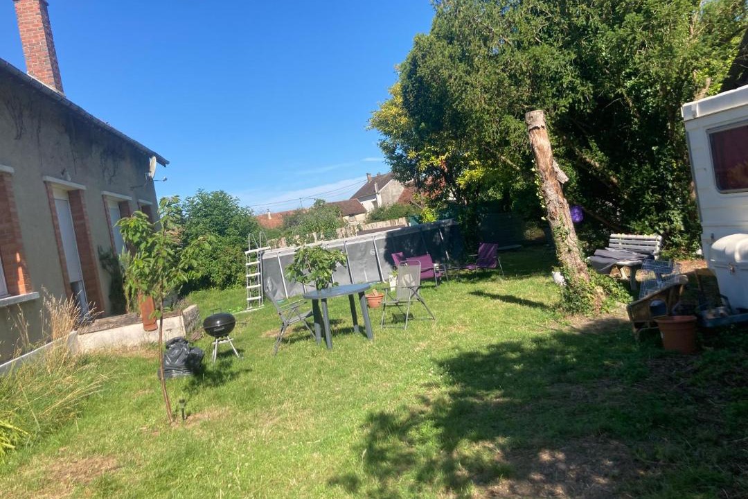 Photo of Buildings in Barbuise