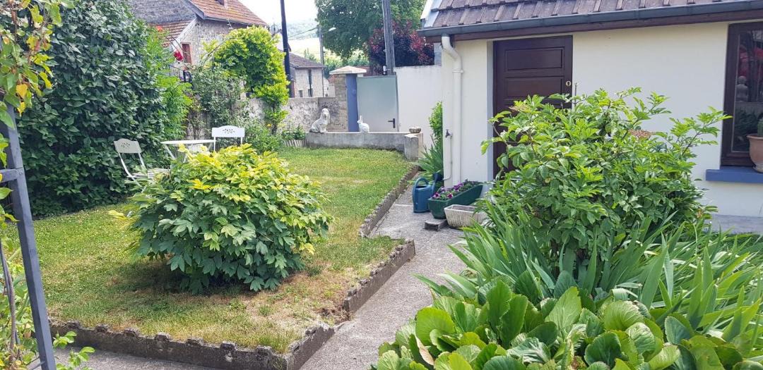 Photo of Others in Reuil
