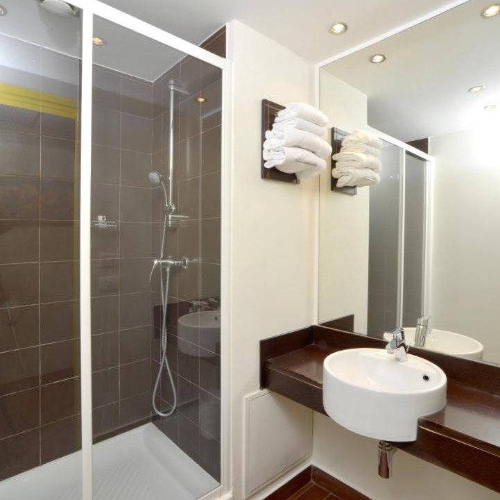 Photo of Bathroom in Gennevilliers
