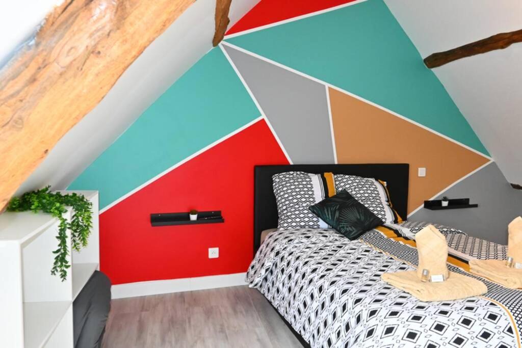 Photo of Bedroom in Villeneuve-sous-Dammartin