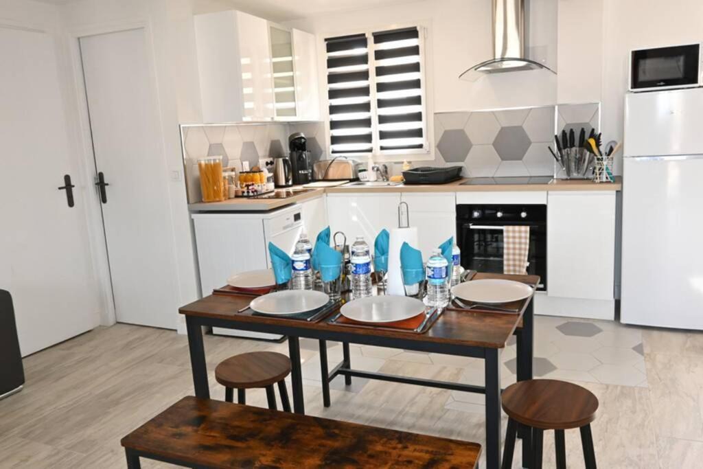 Photo of Kitchen in Villeneuve-sous-Dammartin