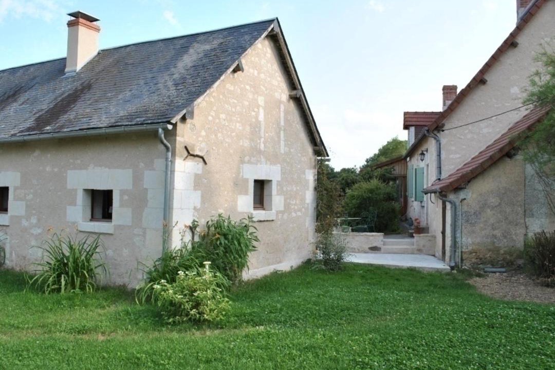 Photo of Buildings in Charnizay