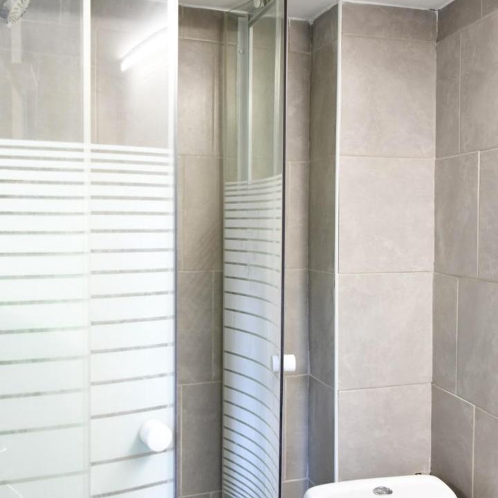 Photo of Bathroom in Bethune